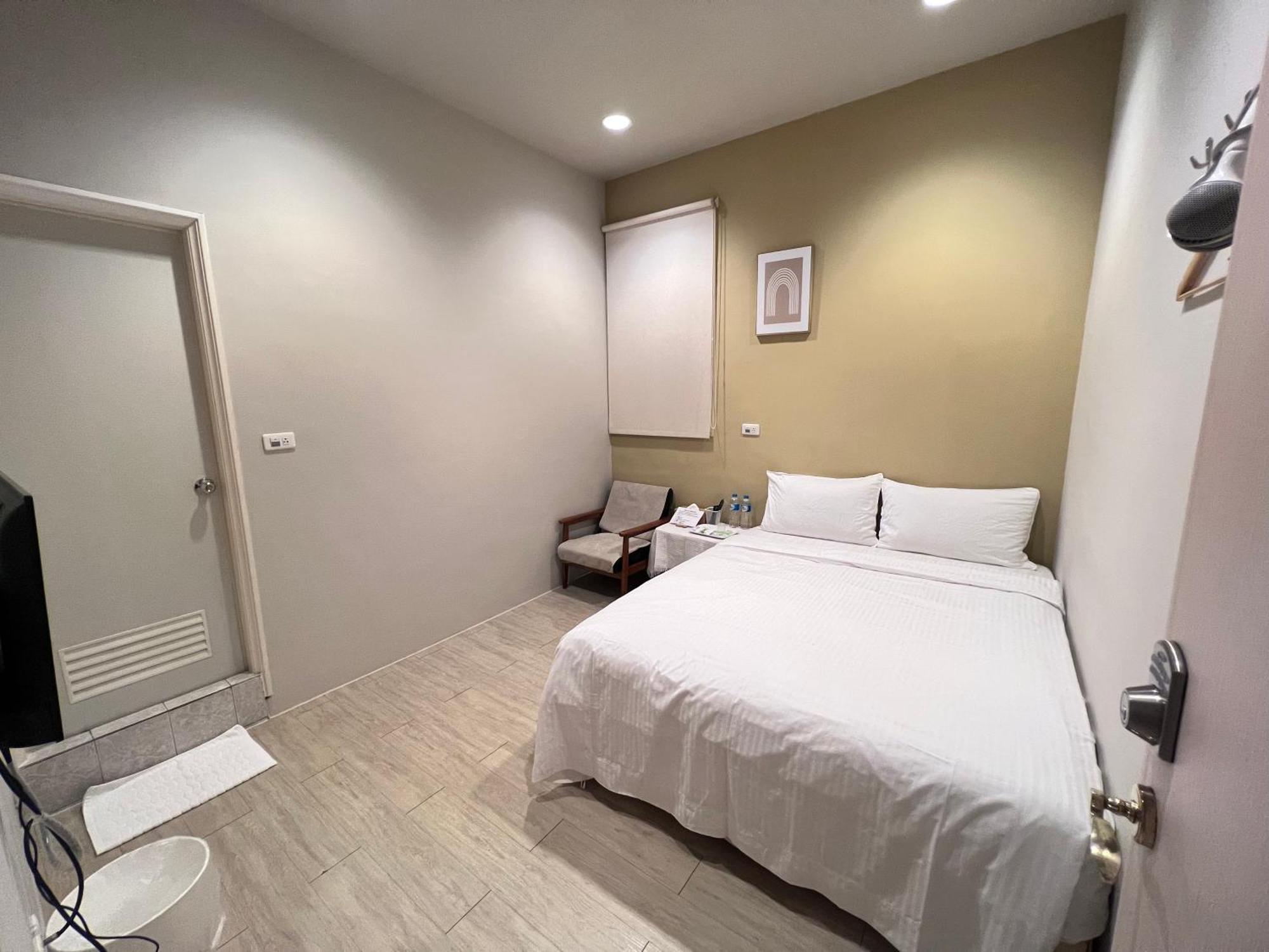 Hotel 微趣 Wechill Tainan Esterno foto